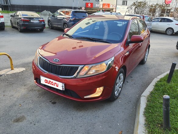 2012 Kia Rio 4-speed III, розовый, 999999 рублей - вид 5