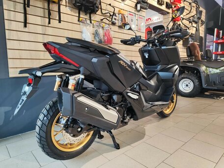2026 Honda ADV350, чёрный, 1049000 рублей, вид 3