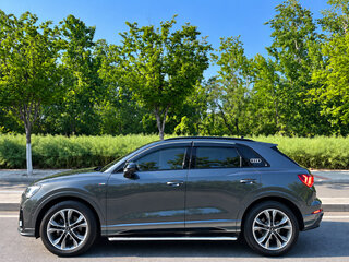 2020 Audi Q3 35 TFSI II (F3), серый, 1835000 рублей, вид 2
