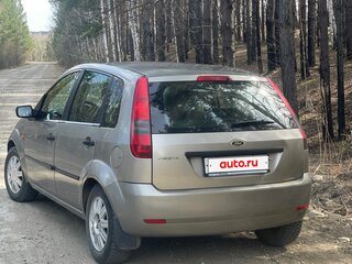 2004 Ford Fiesta Mk5, бежевый, 240000 рублей, вид 4