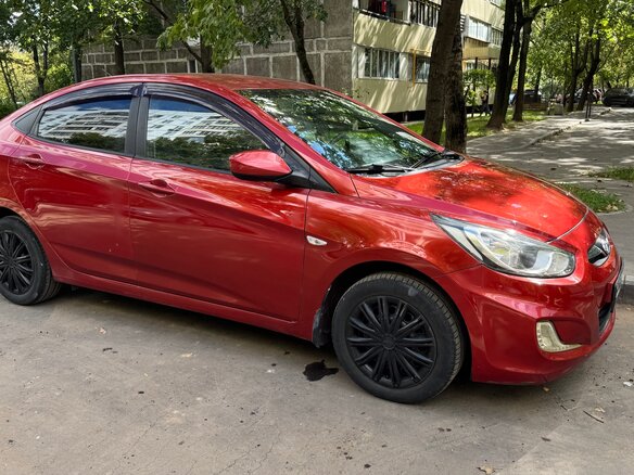 2012 Hyundai Solaris I, красный, 790000 рублей