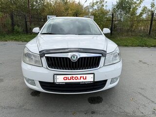 2012 Skoda Octavia II (A5) Рестайлинг, белый, 750000 рублей, вид 2