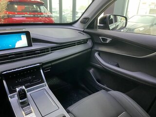 2026 Tenet T4L, красный, 2329000 рублей, вид 5