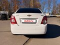 2015 Chevrolet Aveo II, белый, 1000000 рублей - вид 2