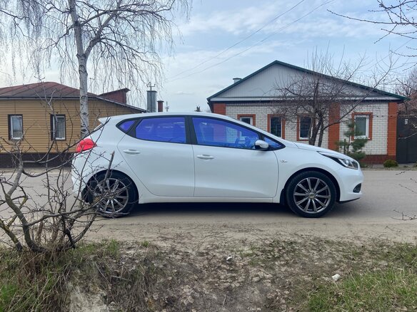 2014 Kia Ceed II, белый, 1185000 рублей - вид 3