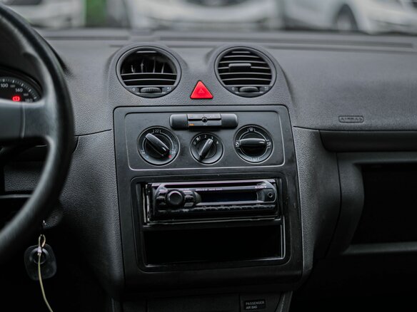 2008 Volkswagen Caddy, серый - вид 6