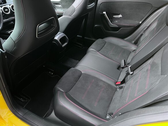 2019 Mercedes-Benz A-Класс 200 IV (W177), жёлтый, 2280000 рублей - вид 26
