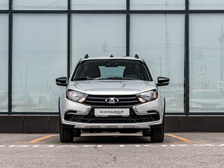 2026 Lada (ВАЗ) Granta Cross I Рестайлинг, серебристый, 1225000 рублей, вид 3