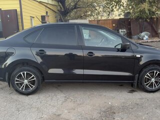 2013 Volkswagen Polo V, чёрный, 668000 рублей, вид 5