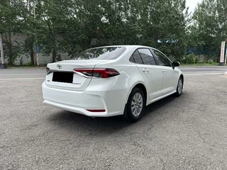 2026 Toyota Corolla XII (E210), белый, 1980000 рублей, вид 5