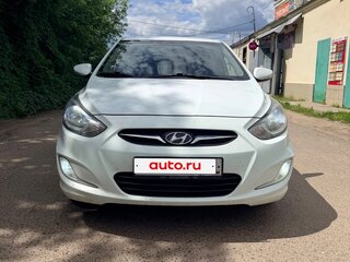 2011 Hyundai Solaris I, белый, 670000 рублей, вид 1