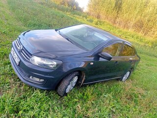 2017 Volkswagen Polo V Рестайлинг, серый, 705000 рублей, вид 3