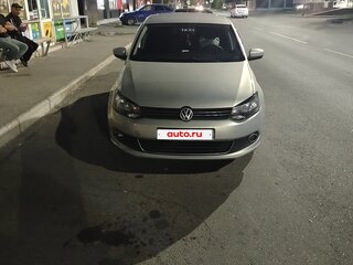 2011 Volkswagen Polo V, серебристый, 680000 рублей, вид 3