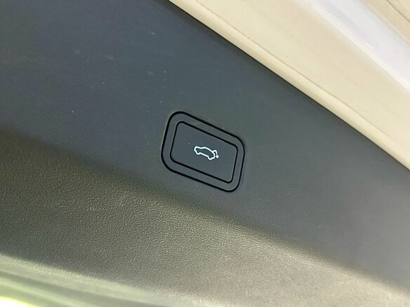 2024 Geely Monjaro I, белый, 3599000 рублей - вид 35