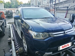 2014 Mitsubishi Outlander III, синий, 1700000 рублей, вид 1