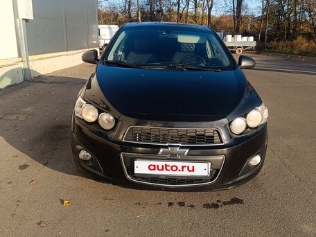 2013 Chevrolet Aveo II, чёрный, 560000 рублей, вид 4