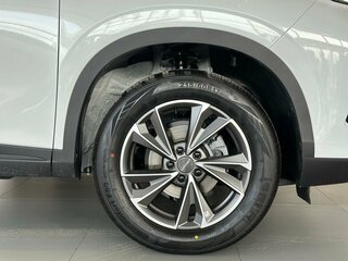 2026 Omoda C5 II, белый, 2399000 рублей, вид 4