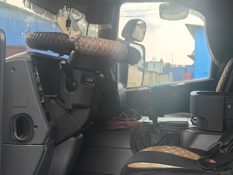 2011 Scania P-series, чёрный, 3150000 рублей, вид 2