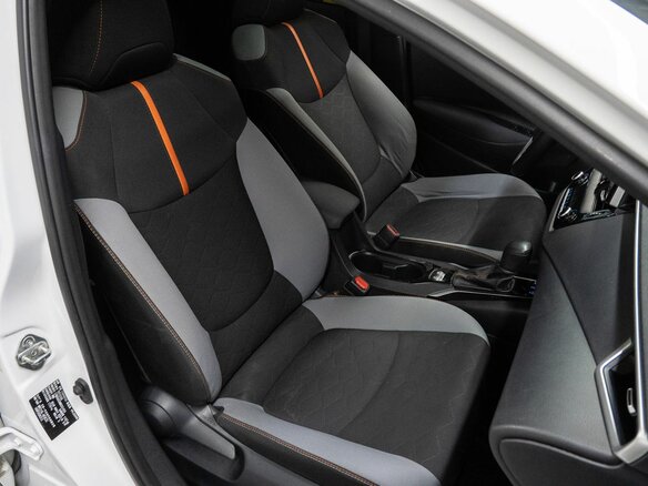 2021 Toyota Corolla XII (E210), белый, 1925000 рублей - вид 14