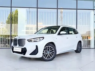 2024 BMW iX1 eDrive 25L, белый, 3616099 рублей, вид 1