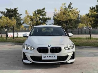 2023 BMW 1 серии 120i III (F52) Рестайлинг, белый, 1780000 рублей, вид 1