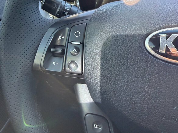 2013 Kia Optima III Рестайлинг, чёрный, 1030000 рублей - вид 12