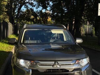 2016 Mitsubishi Outlander III Рестайлинг 2, серый, 1750000 рублей, вид 1