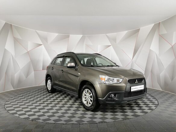 2010 Mitsubishi ASX I, коричневый, 945000 рублей - вид 2