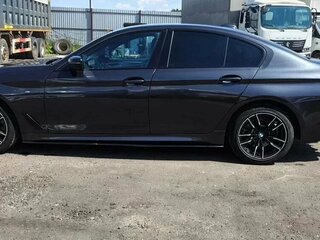 2019 BMW 5 серии 520d xDrive VII (G30/G31/G38), чёрный, 2650000 рублей, вид 2