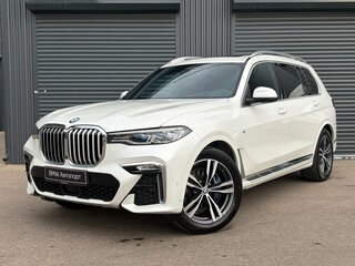 2022 BMW X7 40d I (G07), белый, 9900000 рублей, вид 1