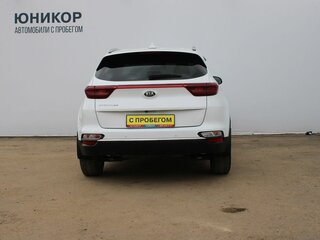 2019 Kia Sportage IV Рестайлинг, белый, 1999000 рублей, вид 5