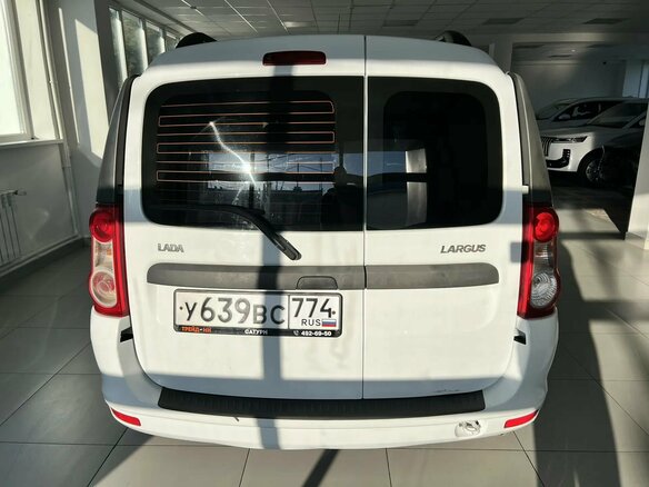 2014 Lada (ВАЗ) Largus I, белый, 380000 рублей - вид 5