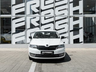 2018 Skoda Rapid I Рестайлинг, белый, 958000 рублей, вид 3