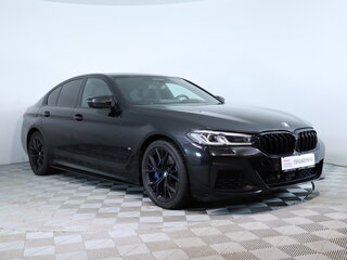 2020 BMW 5 серии 530d xDrive VII (G30/G31/G38) Рестайлинг, чёрный, 4500000 рублей, вид 3