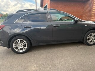 2019 Kia Ceed III, серый, 1660000 рублей, вид 4