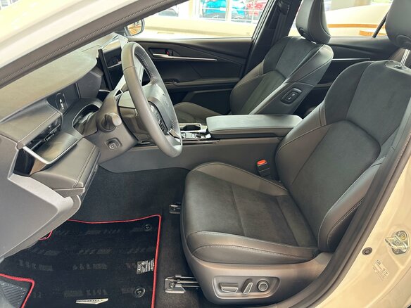 2026 Toyota Camry IX (XV80) China Market, белый - вид 17