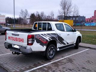 2022 Mitsubishi L200 V Рестайлинг, белый, 1050000 рублей, вид 2