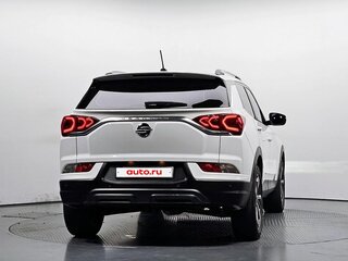 2022 SsangYong Korando IV, белый, 1531069 рублей, вид 3