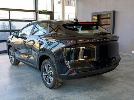 2026 Omoda C5 II, чёрный, 3250000 рублей, вид 4