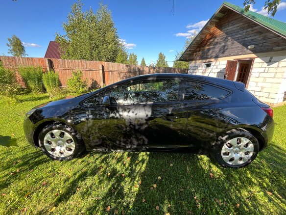 2012 Opel Astra GTC J Рестайлинг, чёрный, 700000 рублей - вид 7