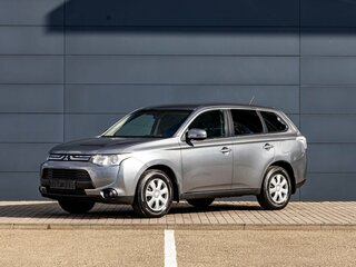 2013 Mitsubishi Outlander III, серый, 1395000 рублей, вид 1