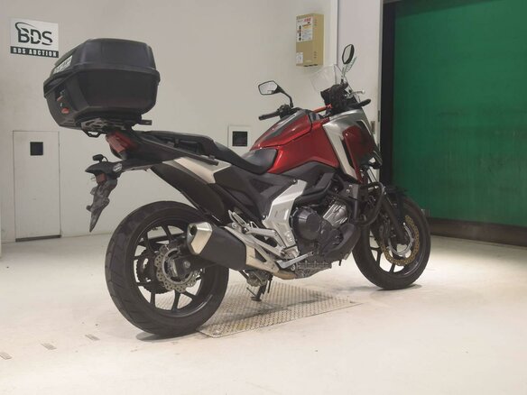 2024 Honda NC 750X, красный, 999000 рублей - вид 4