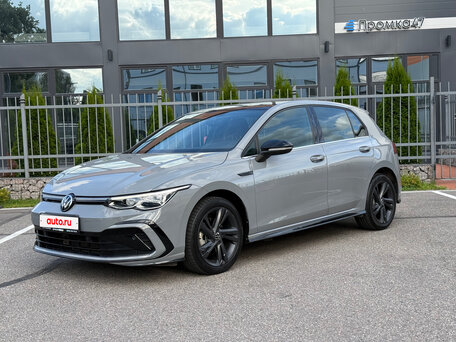 2023 Volkswagen Golf VIII, серый, 2100000 рублей, вид 1