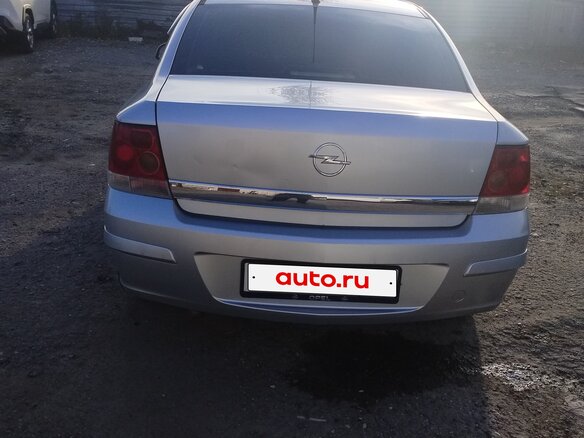 2011 Opel Astra H Рестайлинг, серебристый, 470000 рублей - вид 2