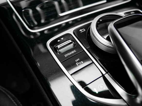 2015 Mercedes-Benz C-Класс 200 IV (W205), белый, 2565000 рублей - вид 20