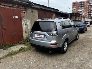 2008 Mitsubishi Outlander II, серебристый, 1050000 рублей, вид 2
