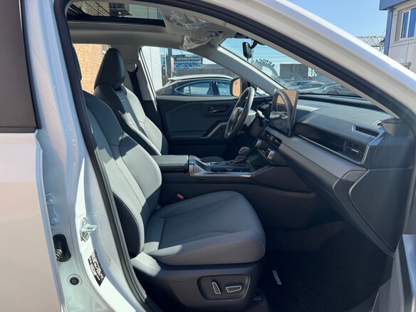 2026 Toyota RAV4 VI (XA60), белый, 4390000 рублей - вид 15