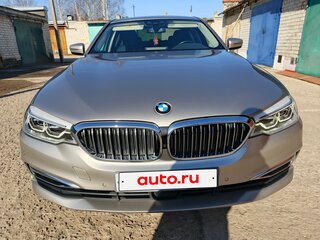 2018 BMW 5 серии 520d xDrive VII (G30/G31/G38), золотистый, 3650000 рублей, вид 2