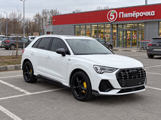 2022 Audi Q3 35 TFSI II (F3), белый, 2690000 рублей, вид 3