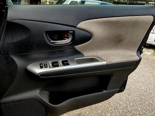 2010 Toyota Wish II, чёрный, 899000 рублей, вид 4